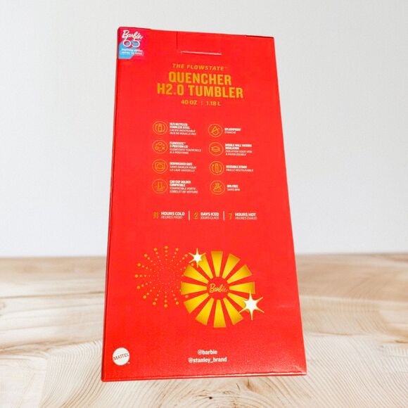 Stanley x 80s Barbie box and stickers - Picture 2 of 5